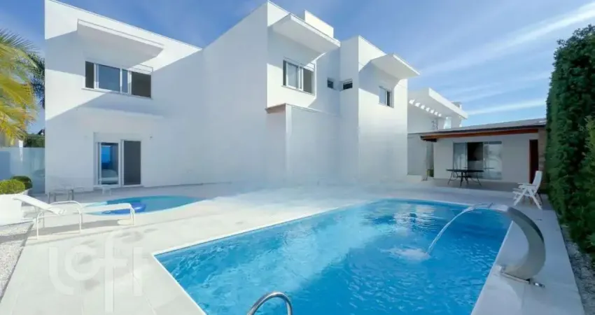 Casa com 2 quartos à venda na Avenida dos Búzios, 2660, Jurerê, Florianópolis