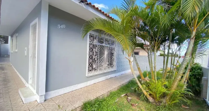 Casa de 3 dormitórios à venda no Saco Dos Limões