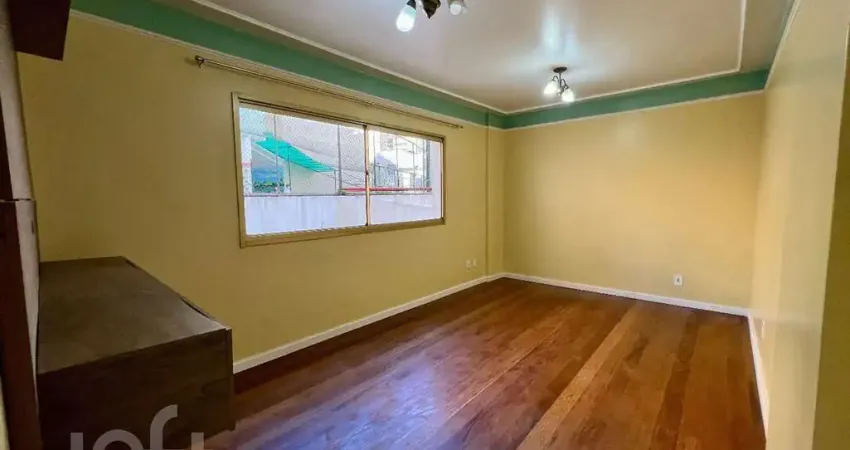 Apartamento à venda em Centro com 75 m², 3 quartos