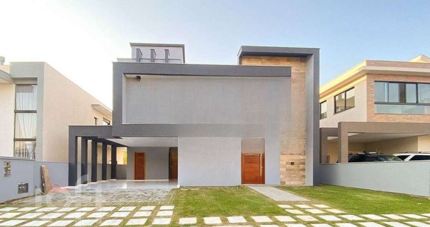 Casa à venda em São João do Rio Vermelho com 242 m