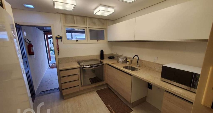 Casa à venda em Ponta das Canas com 160 m², 4 quar
