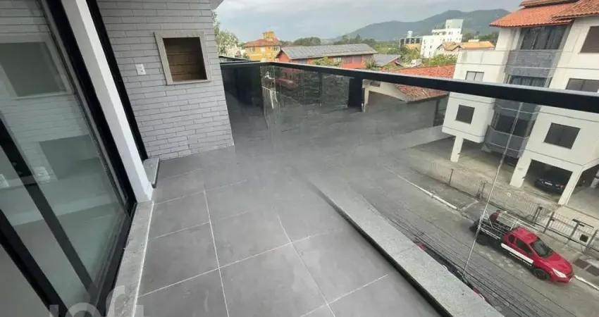 Apartamento à venda em Canasvieiras com 115 m², 3