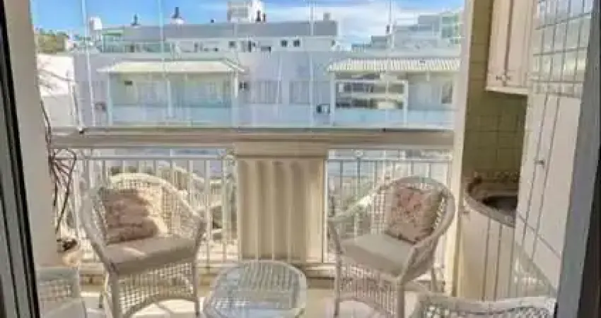 Apartamento à venda em Canasvieiras com 98 m², 3 q