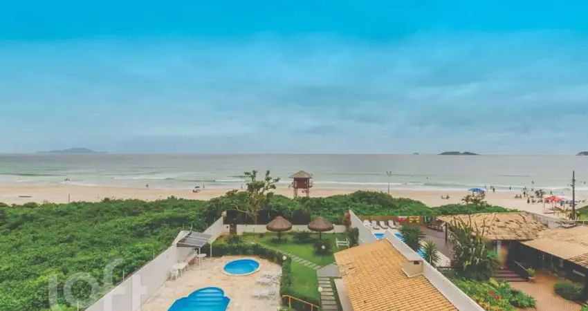 Apartamento à venda em Ingleses com 225 m², 3 quar