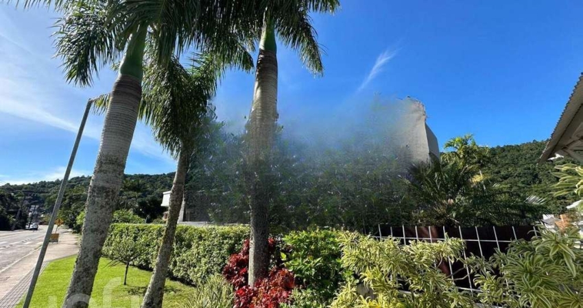 Casa em condomínio fechado com 4 quartos à venda na Avenida Luiz Boiteux Piazza, 1, Canasvieiras, Florianópolis
