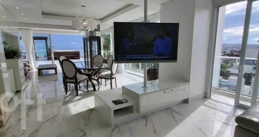 Apartamento à venda em Canasvieiras com 256 m², 4