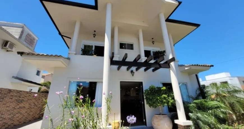 Casa de 4 dormitórios à venda no Campeche