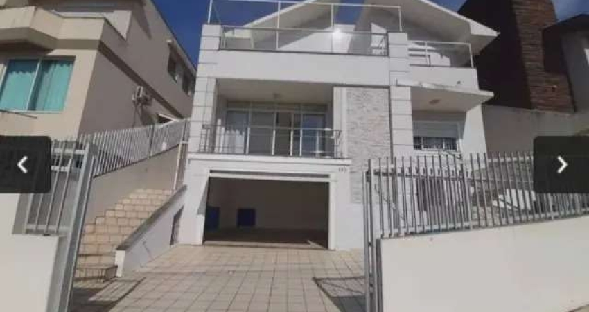 Casa de 4 quartos à venda na Carvoeira, Florip