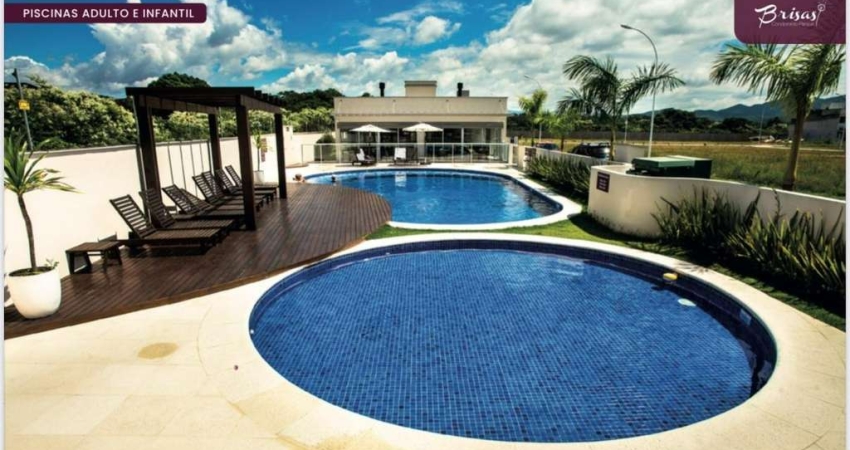 Casa de 3 dormitórios à venda no Beira Rio