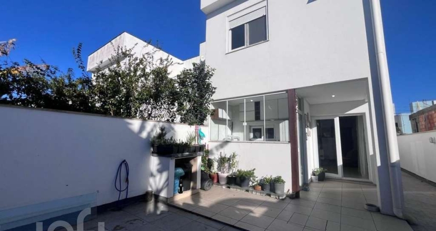 Casa à venda em Moenda com 118 m², 3 quartos, 1 su
