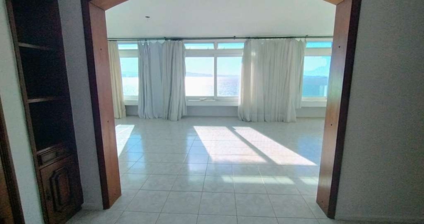 Apartamento de 3 dormitórios na Beira Mar Norte