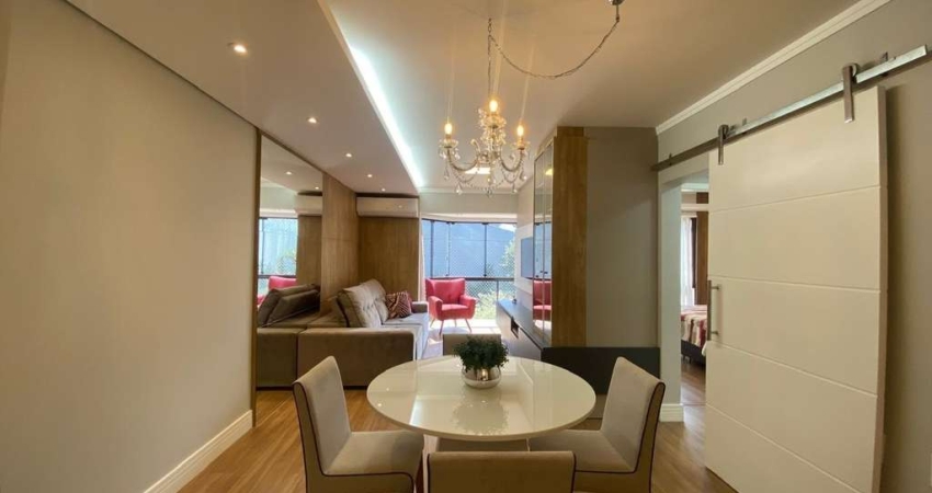 Apartamento mobiliado de 2 dormitórios - Centro