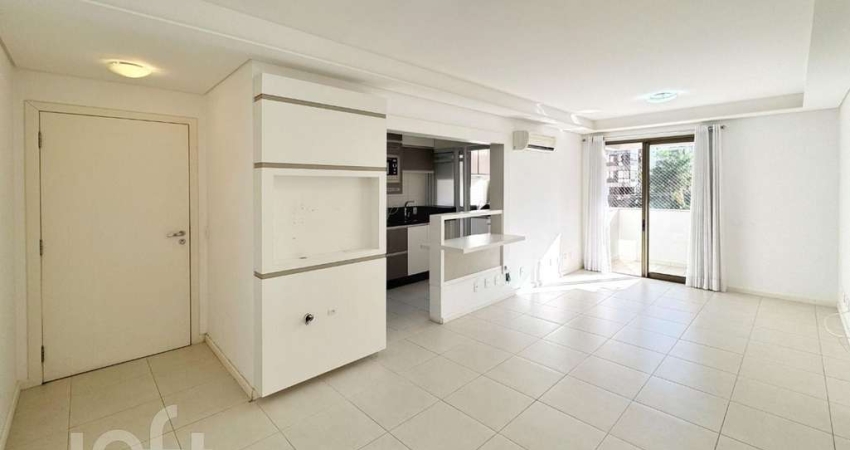 Apartamento à venda em Agronômica com 70 m², 2 qua