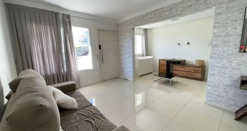 Casa com 3 quartos para alugar na Rua dos Gerânios Floridos, 77, Carvoeira, Florianópolis