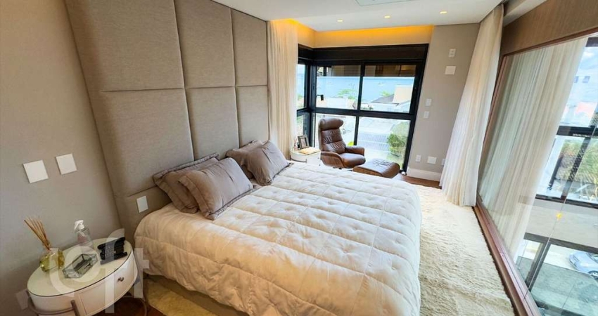 Apartamento com 3 quartos à venda na Rua Jorge Cherem, 30, Jurerê, Florianópolis