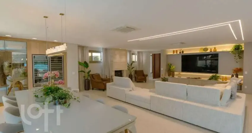 Casa em condomínio fechado com 4 quartos à venda na Rua dos Carijós, 50, Córrego Grande, Florianópolis