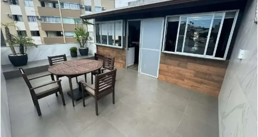 Cobertura com 3 quartos para alugar na Rua Capitão Romualdo de Barros, 776, Carvoeira, Florianópolis