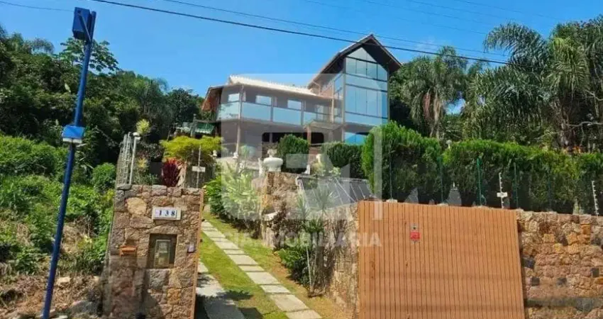 Casa com 4 quartos à venda na Rua Nicolino Tancredo, 138, Praia Brava, Florianópolis