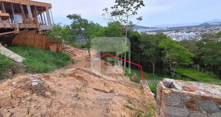 Terreno à venda na Servidão da Figueira Velha, 383, Córrego Grande, Florianópolis