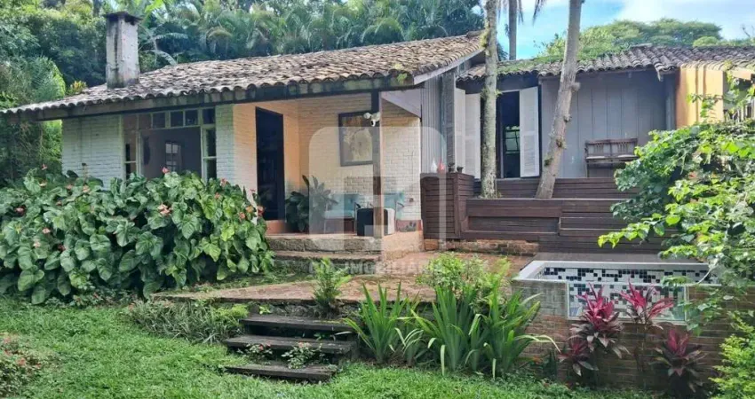 Casa em condomínio fechado com 3 quartos à venda na Rua Laurindo Januário da Silveira, 5110, Lagoa da Conceição, Florianópolis