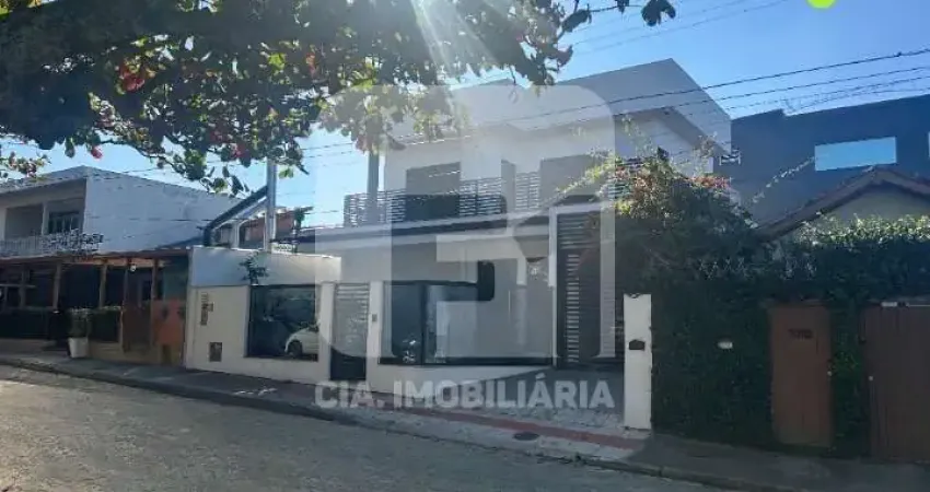 Casa com 3 quartos à venda na Rua Vinte e Três de Março, 30, Itaguaçu, Florianópolis