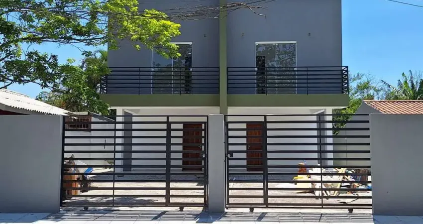 Casa com 3 quartos para alugar na Rua Olavo Juvenal Ramos, 325, Campeche, Florianópolis