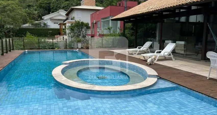 Casa em condomínio fechado com 3 quartos à venda na Rodovia Haroldo Soares Glavan, 3522, Cacupé, Florianópolis