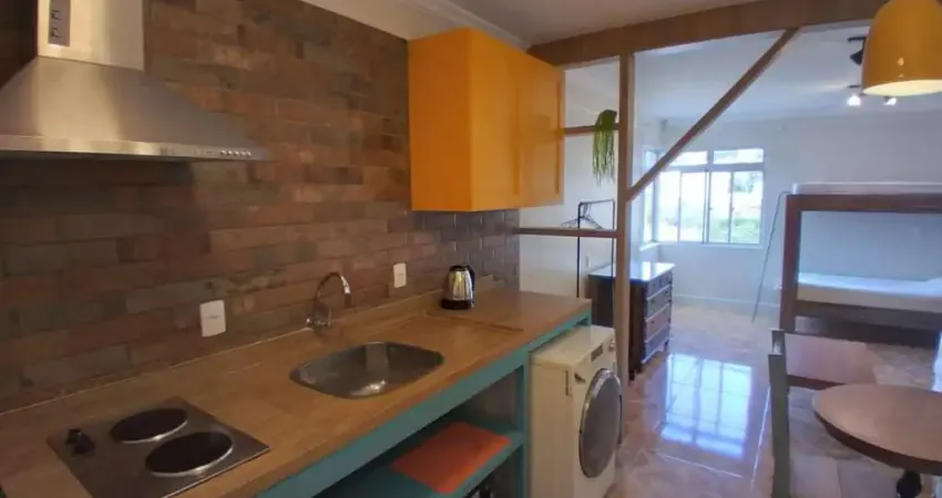 Apartamento com 1 quarto para alugar na Servidão Corintians, 283, Pantanal, Florianópolis