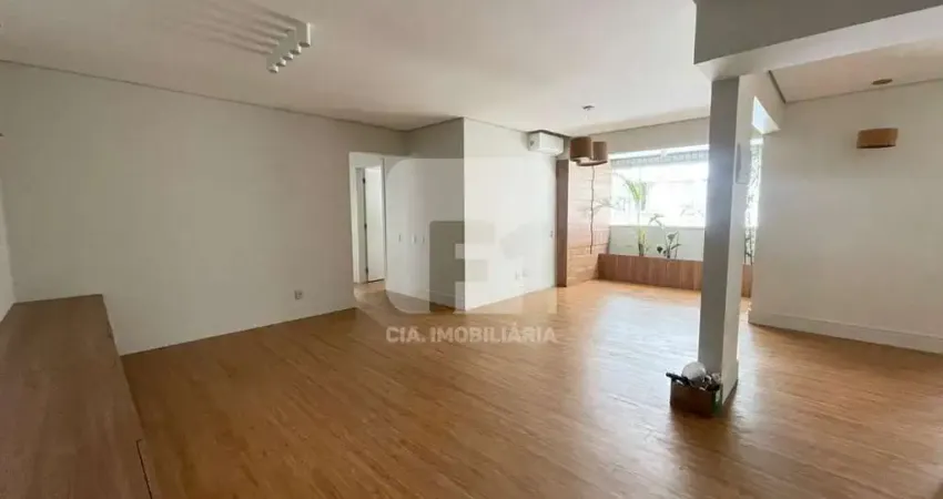Apartamento com 3 quartos para alugar na Rua Esteves Júnior, 522, Centro, Florianópolis
