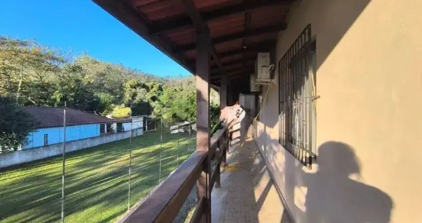 Casa em condomínio fechado com 4 quartos à venda na Estrada Haroldo Soares Glavan, 3964, Centro, Florianópolis