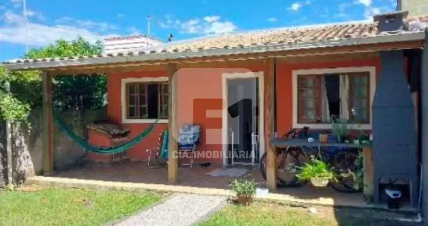 Casa com 2 quartos à venda na Rua do Gramal, 508, Campeche, Florianópolis
