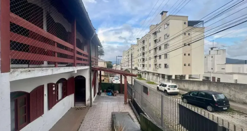 Casa em condomínio fechado com 5 quartos à venda na Rua José João Martendal, 300, Carvoeira, Florianópolis