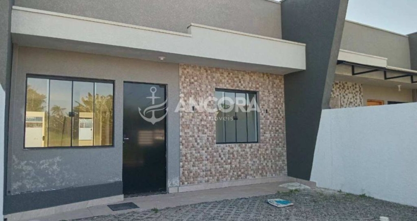Casa bem localizada com 3 quartos, à venda no Balneário Cambiju