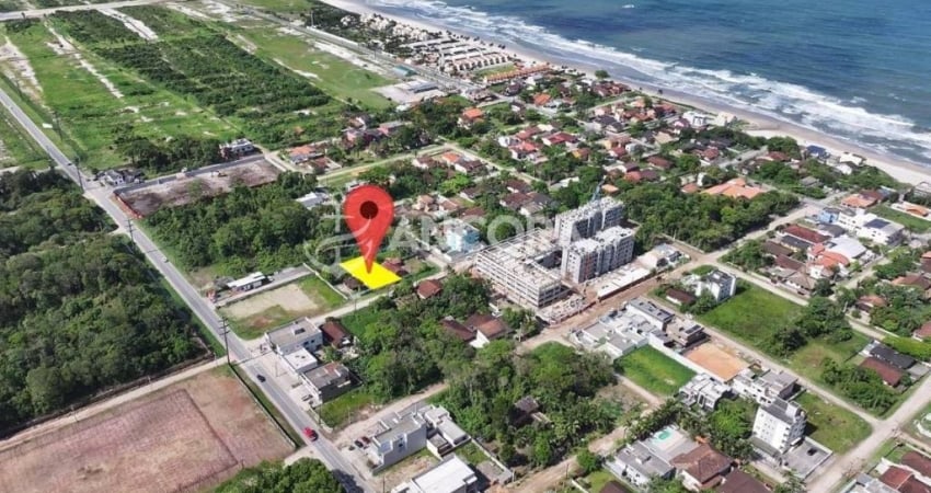 Terreno com 240m², a apenas 300 metros do mar a venda ao lado do Riviera Santa Maria em Itapoá/SC
