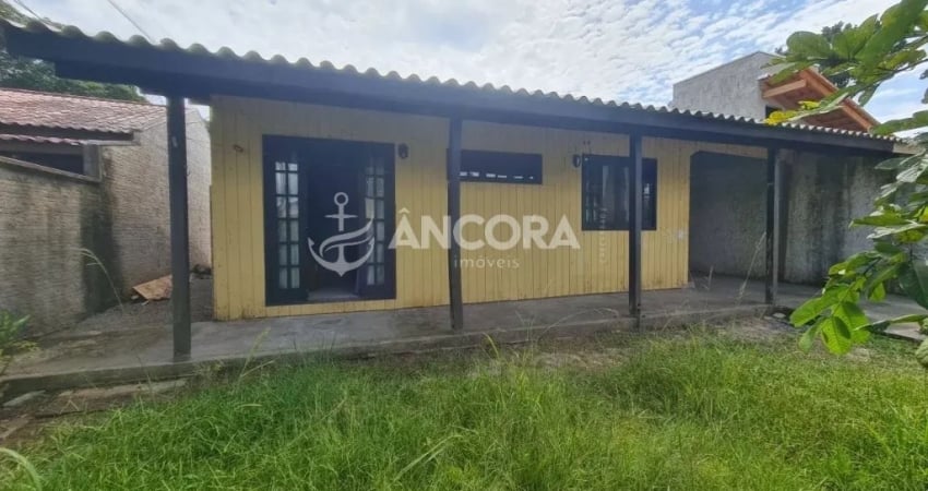 Casa à venda em Itapoá, Imperador, com 2 quartos, 75m²