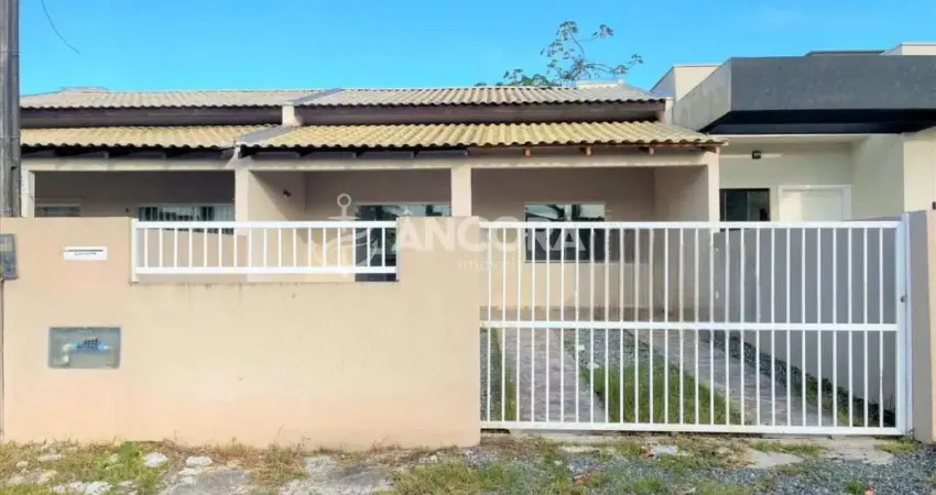 Casa à venda em itapoá no balneário brandalize, à apenas 450 metros do mar