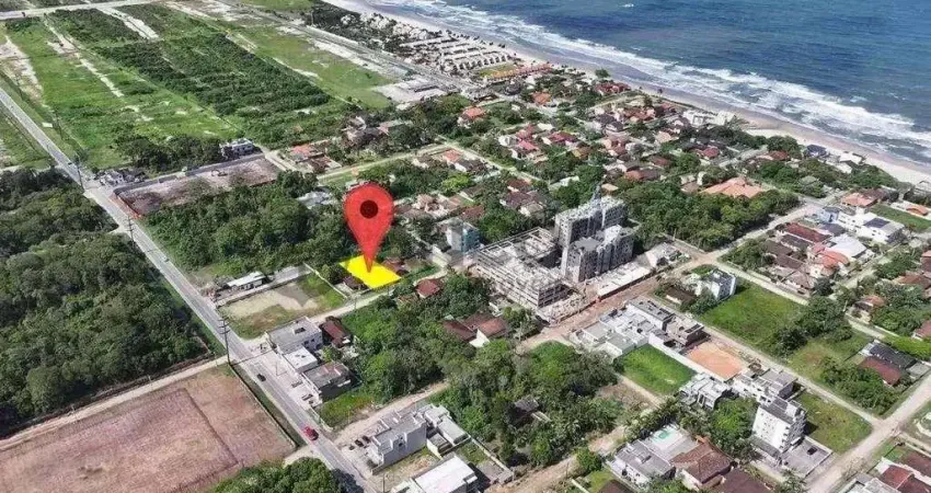 Terreno com 480m², a apenas 300 metros do mar a venda ao lado do Riviera Santa Maria em Itapoá/SC
