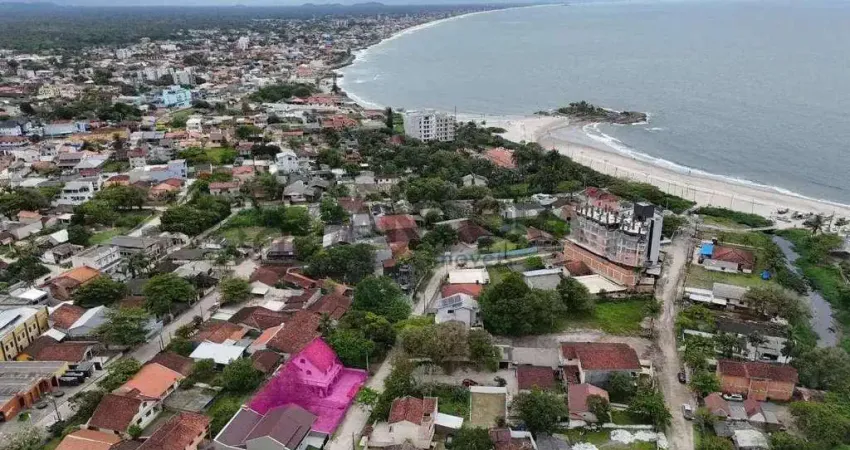 Casa à venda no Itapema do Norte, Itapoá