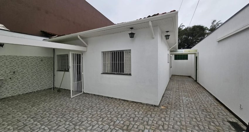 Casa Térrea com Quintal Amplo à Venda na Vila Euclides  São Bernardo do Campo/SP