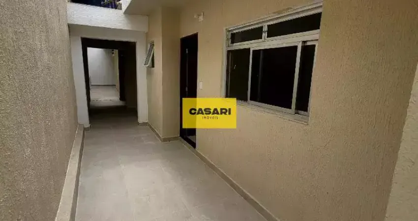 Casa totalmente reformada, 2 dormitorios, 1 vaga portão automatico, 98m2, baeta neves - sbc
