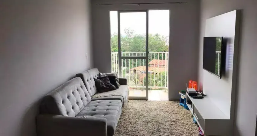 Apartamento à venda com 2 quartos, sala ampla com sacada e vista livre, portaria 24h e lazer.