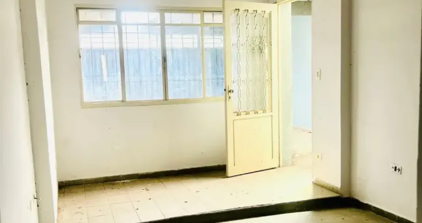 Casa térrea com 2 quartos - rudge ramos, sbc – 2 vagas e quintal.