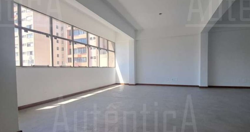 Sala comercial à venda no Centro, Caxias do Sul 