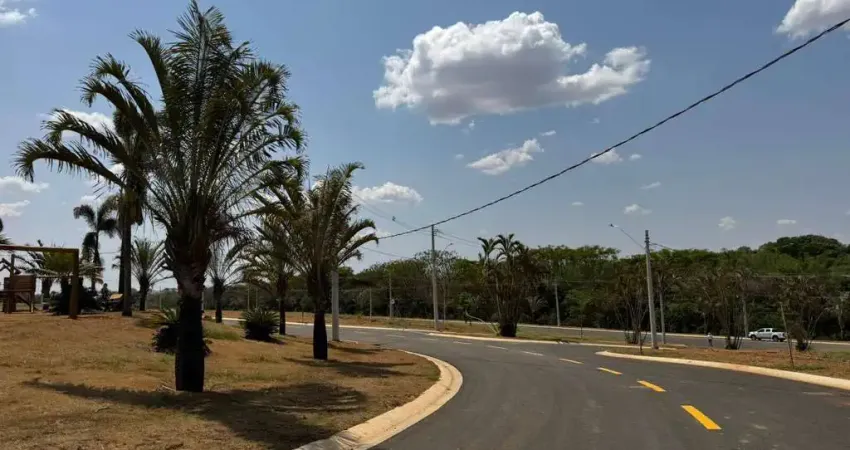 Terreno à venda em Florabella, Holambra 