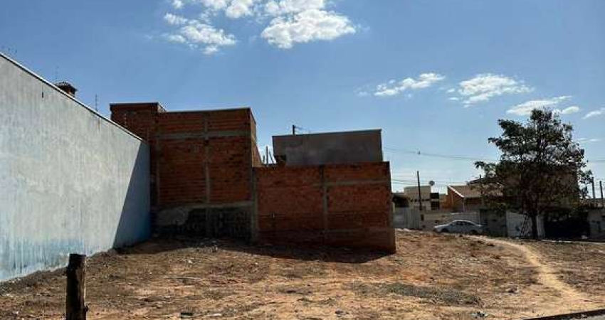 Terreno com 205 m² no Residencial da Torre