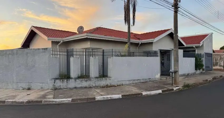 Casa no bairro Florindo Caetano em Artur Nogueira/SP