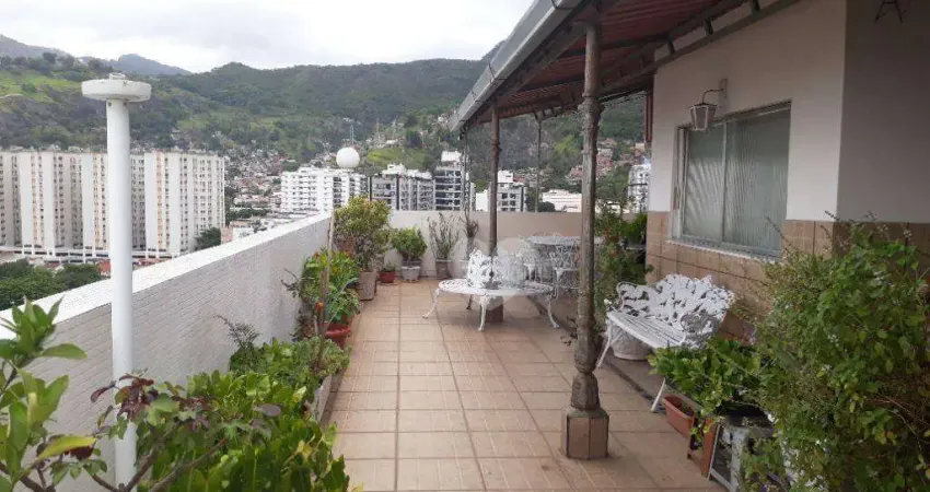 Cobertura linear com 4 quartos terraço à venda, 181 m² por R$ 1.099.999 - Grajaú - Rio de Janeiro/RJ