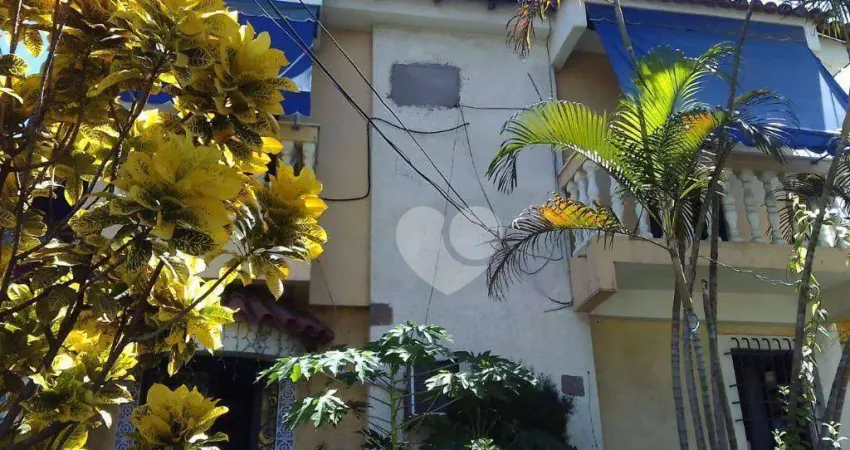 Excelente casa com várias possibilidades- 397 m² por R$ 740.000 - Rocha - Rio de Janeiro/RJ