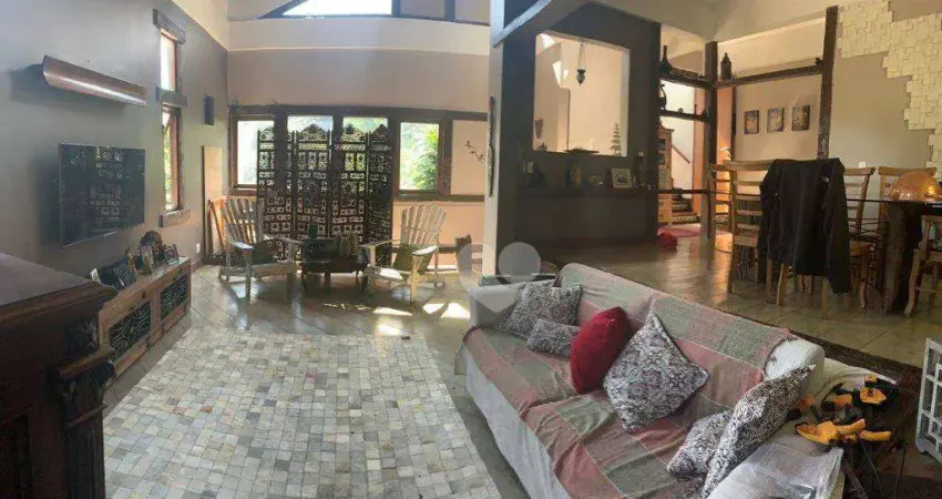 Casa com 3 dormitórios à venda, 306 m² por R$ 1.100.000,00 - Itanhangá - Rio de Janeiro/RJ