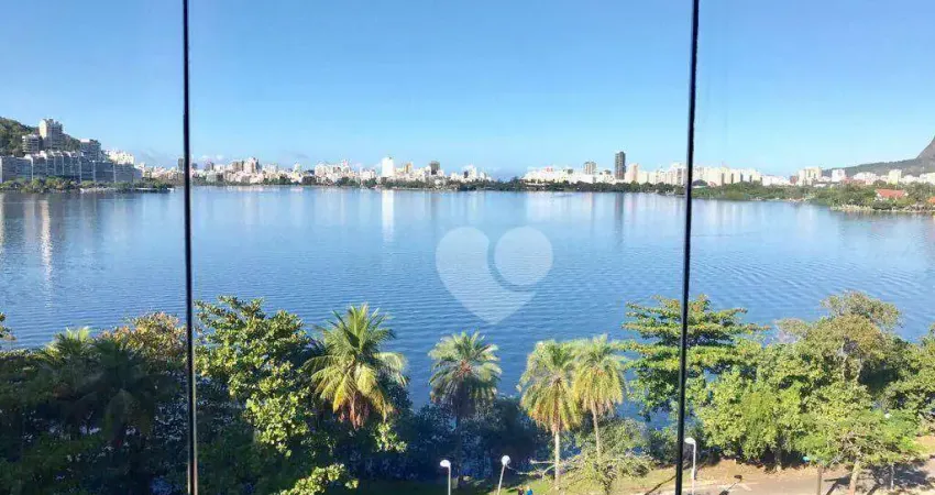 Cobertura com vista deslumbrante para a Lagoa Rodrigo de Freitas